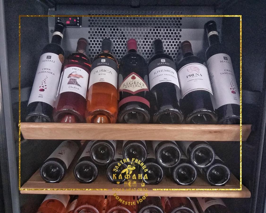 골루바츠 Zlatna Ribica 아파트 외부 사진